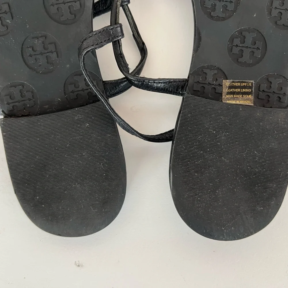 Tory Burch Emmy T-Strap Leather Sandals in Black with Gold Logo, size 6M - Picture 7 of 9